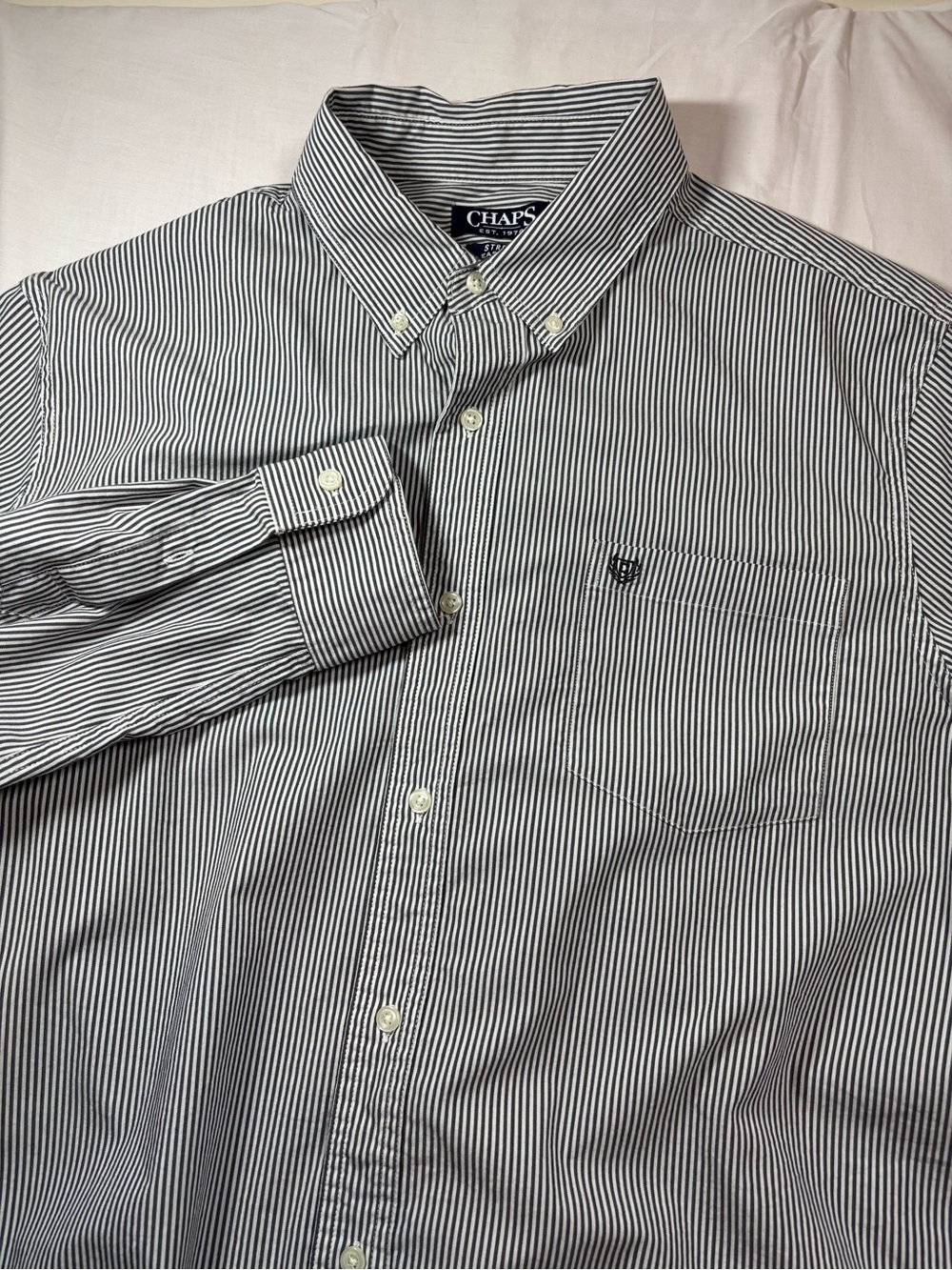 Chaps Men's Black and White Stripe Button-Down Shirt xl
